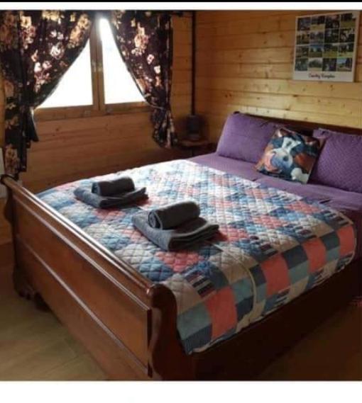 Country Bumpkin - Romantic Couples Stay In Oakhill Cabin Exterior foto