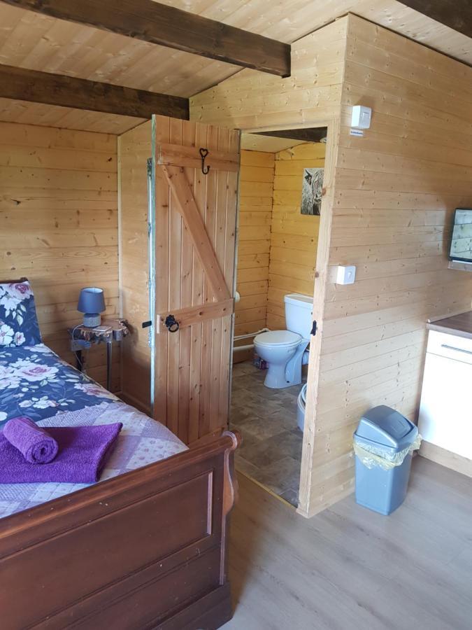 Country Bumpkin - Romantic Couples Stay In Oakhill Cabin Exterior foto