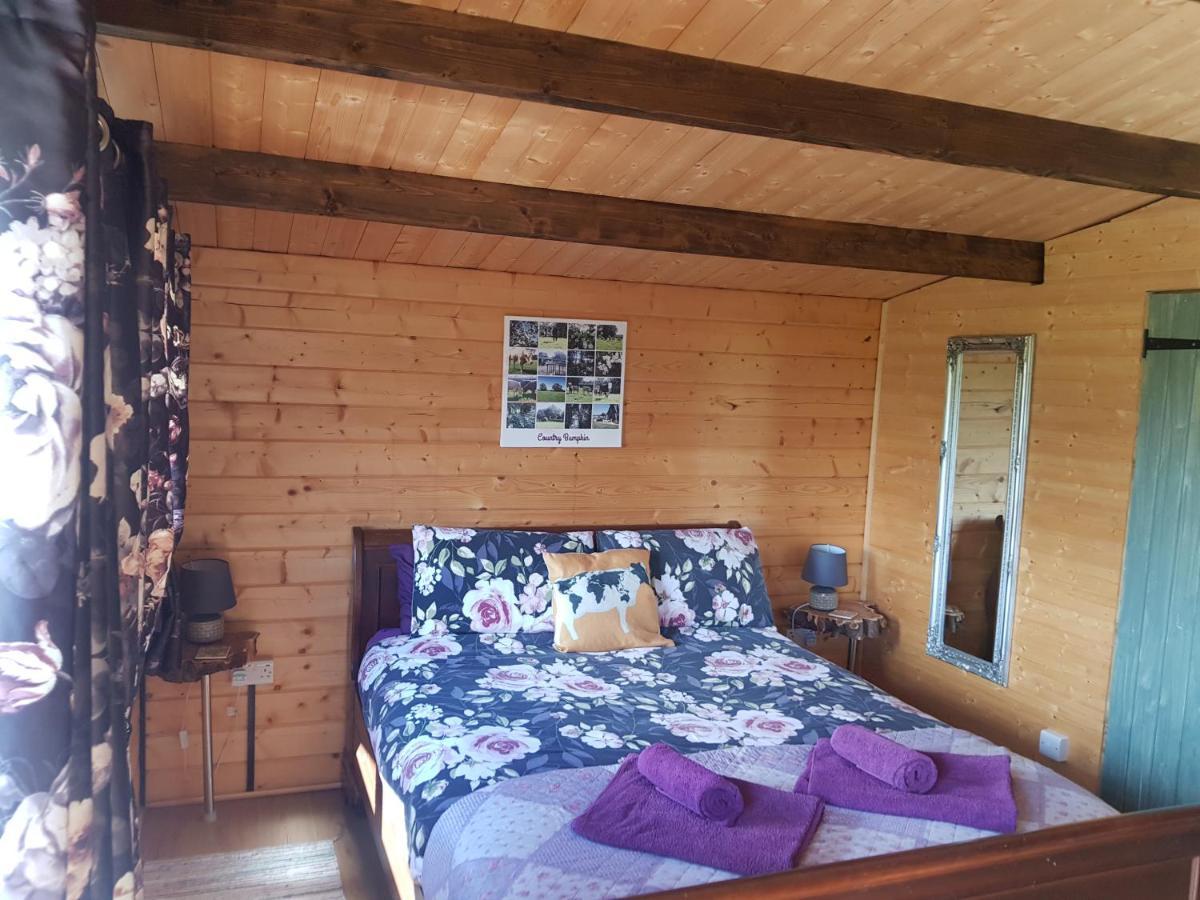 Country Bumpkin - Romantic Couples Stay In Oakhill Cabin Exterior foto